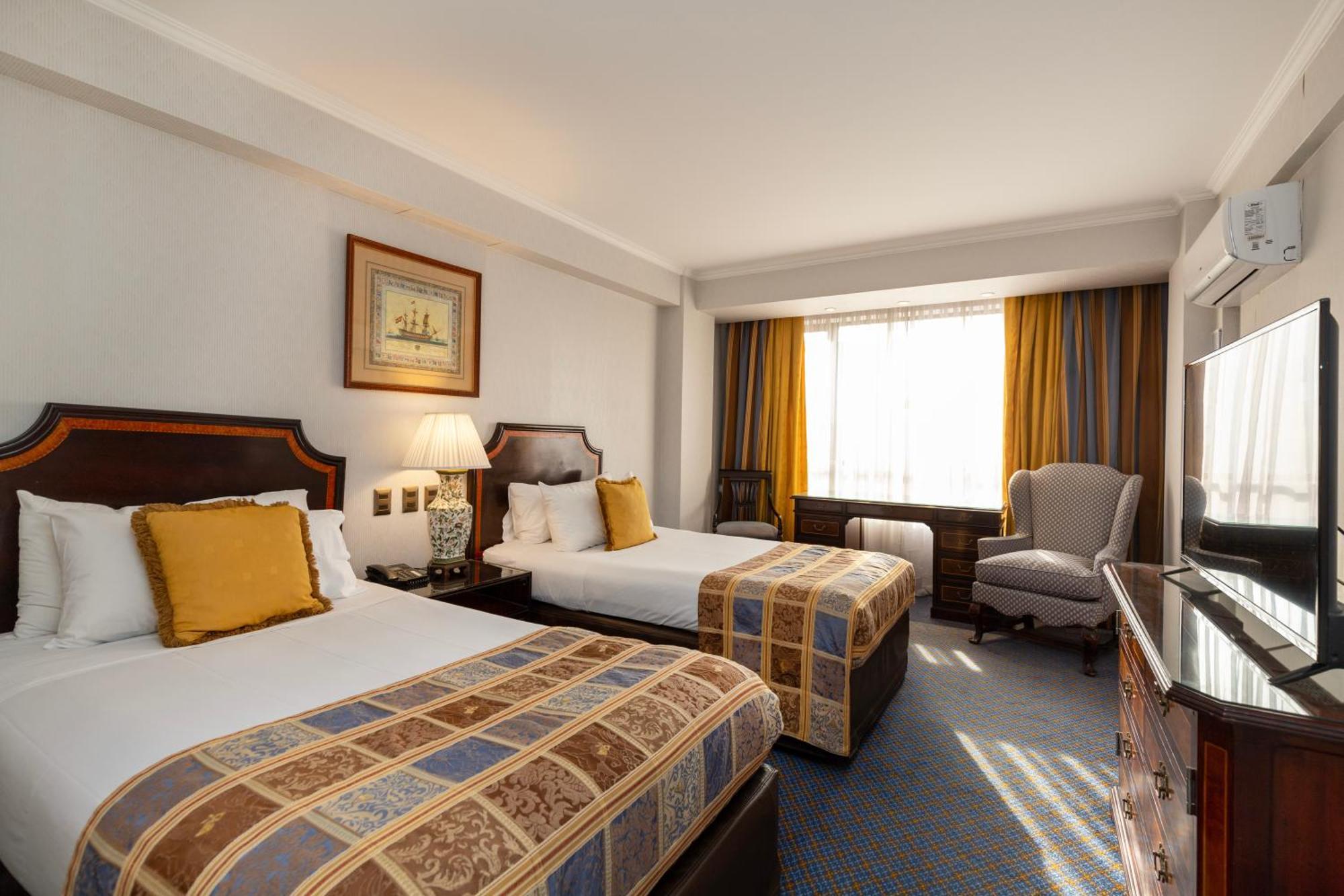 Park Plaza Santiago — Photos 1